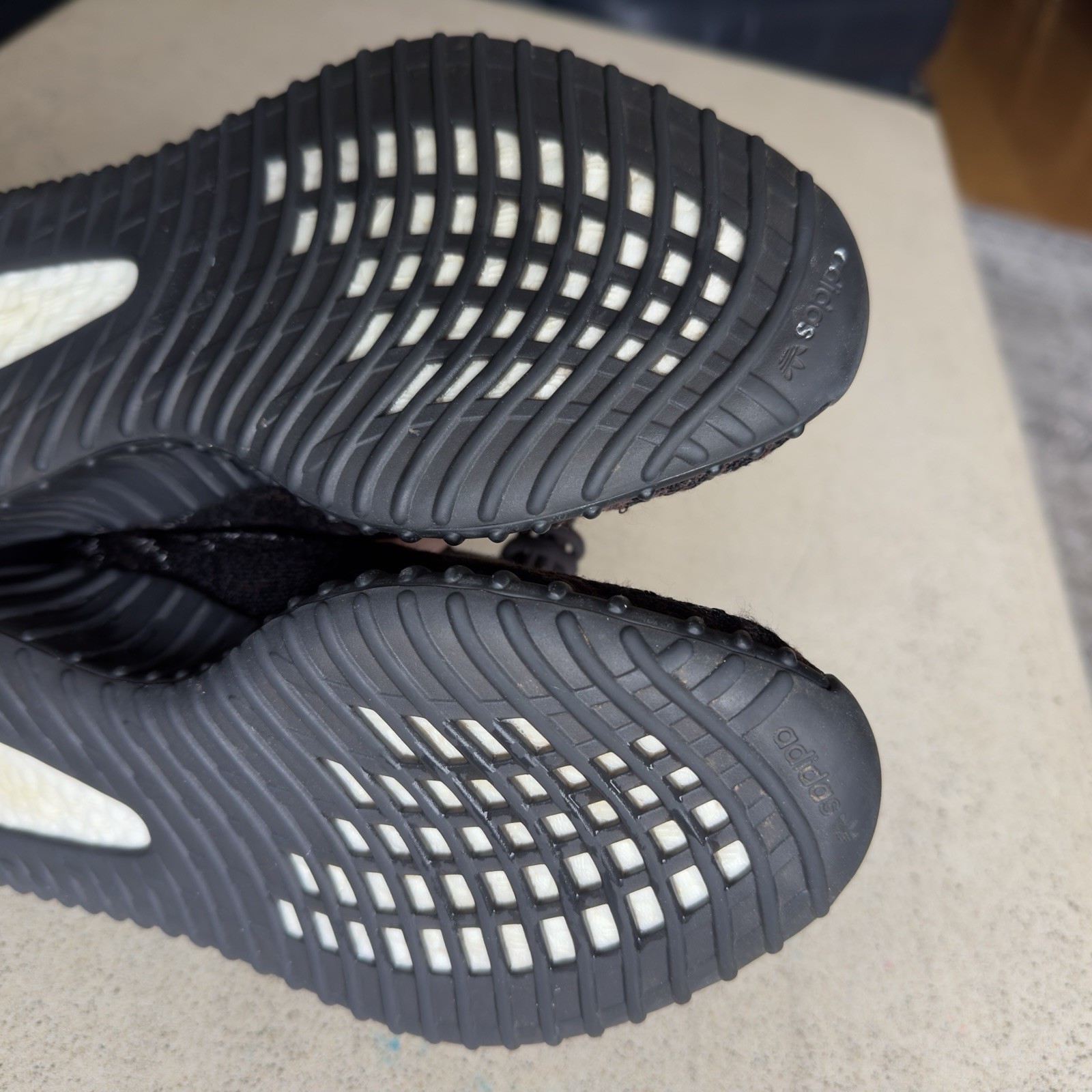 Adidas Yeezy Boost 350 V2 Mens Size 6.5 MX Rock GW3774