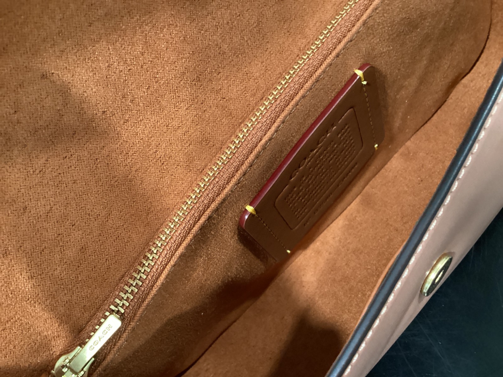 Coach Brook Flap Chain Bag 9.75″ x 4.75″ x 2.25″ CAN90 2 Straps Leather Peach