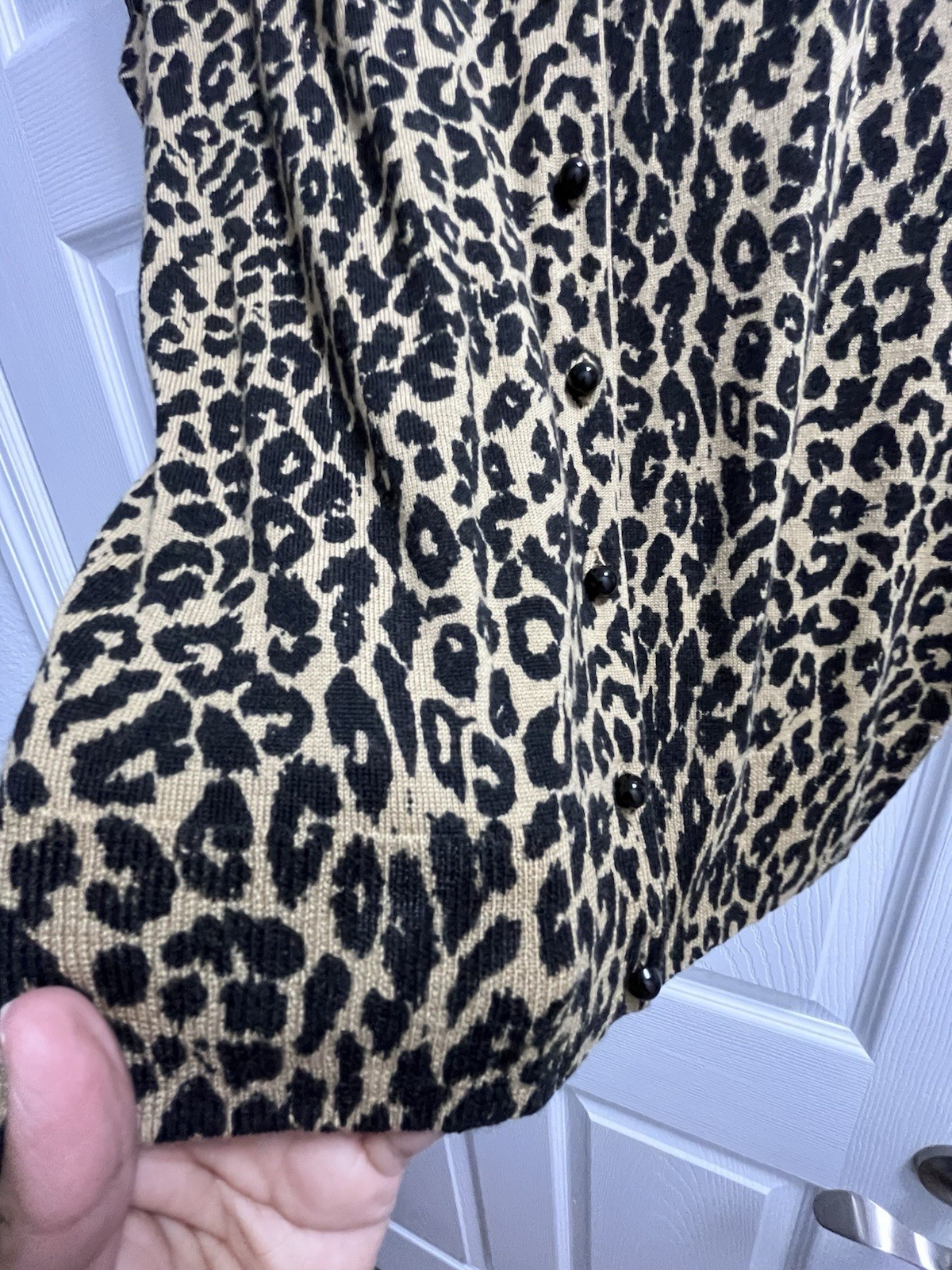 Talbots Pure Merino Wool Leopard Animal Print Button Cardigan Sweater Womens L