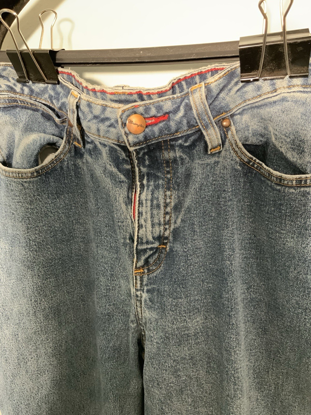 “WRANGLER” LEATHER PATCH WOMENS JEANS-7/8 X 34″ 99% COTTON 1% SPANDEX Boot Cut