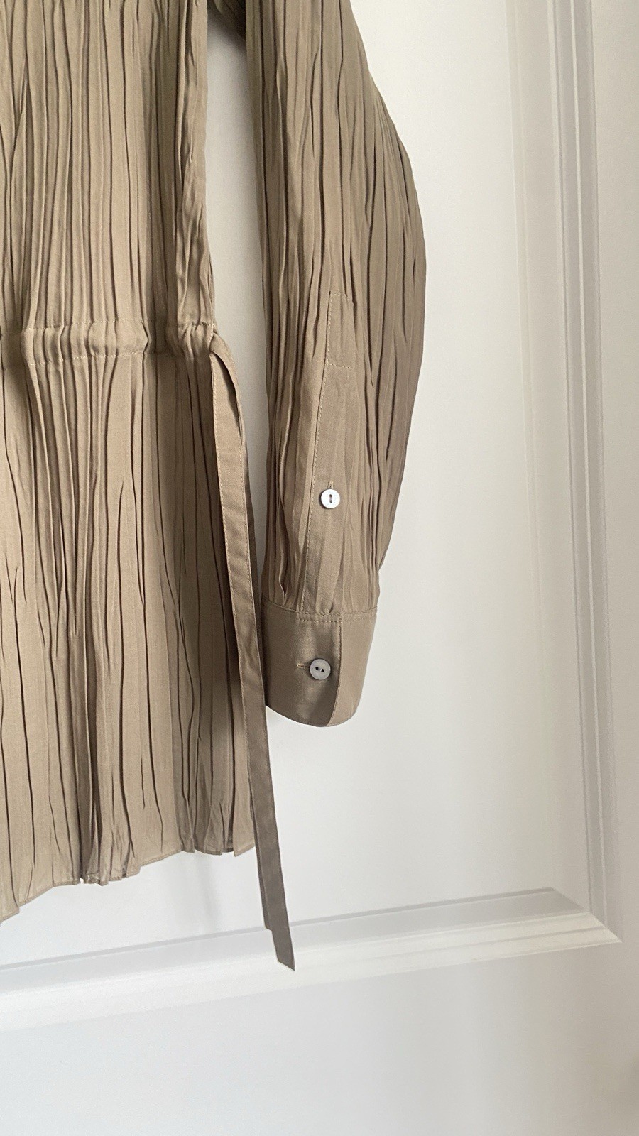 NWT Theory Pleated Shirt Green Khaki Size M