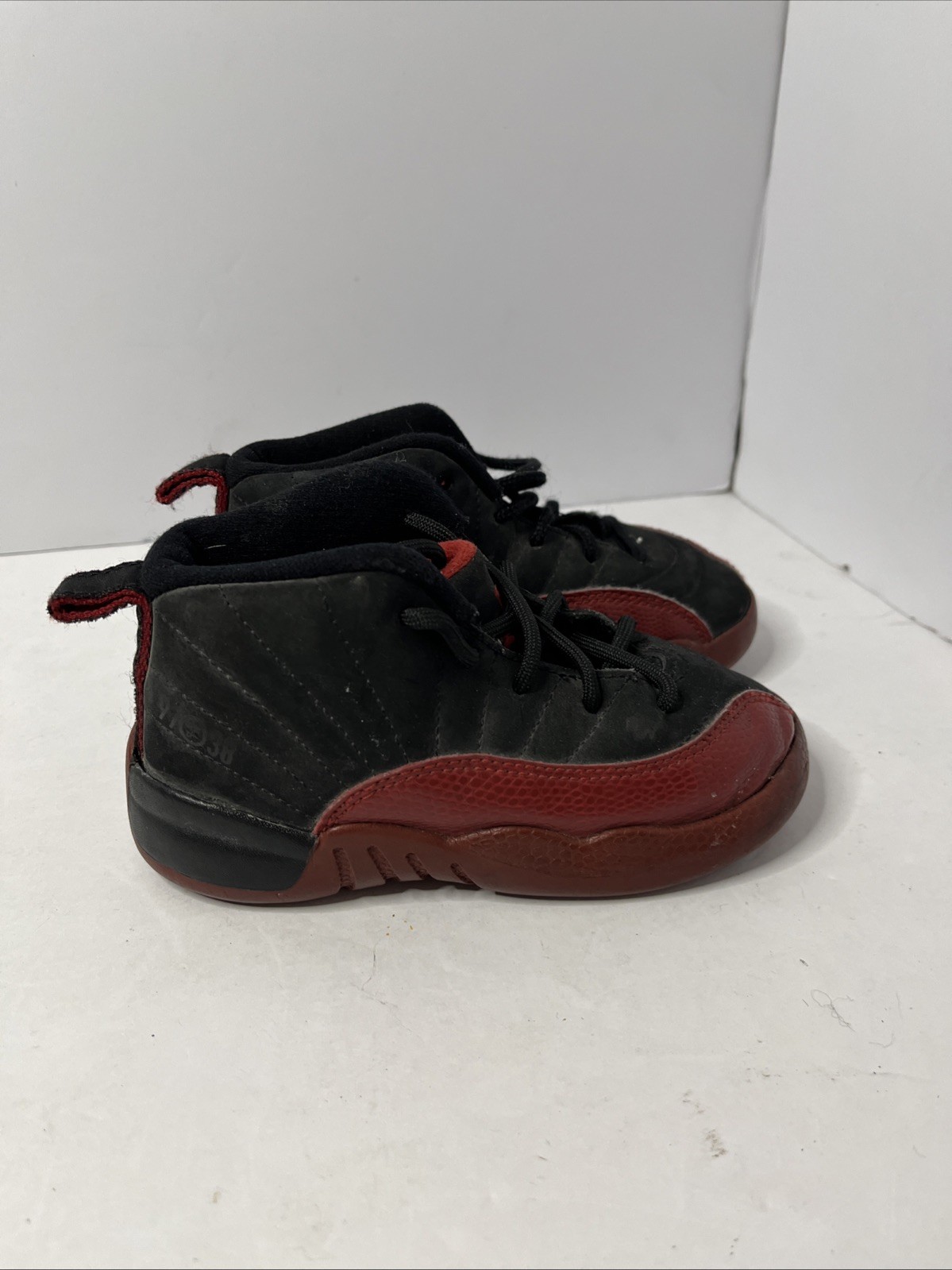 Size 8C – Jordan 12 Flu Game 2009