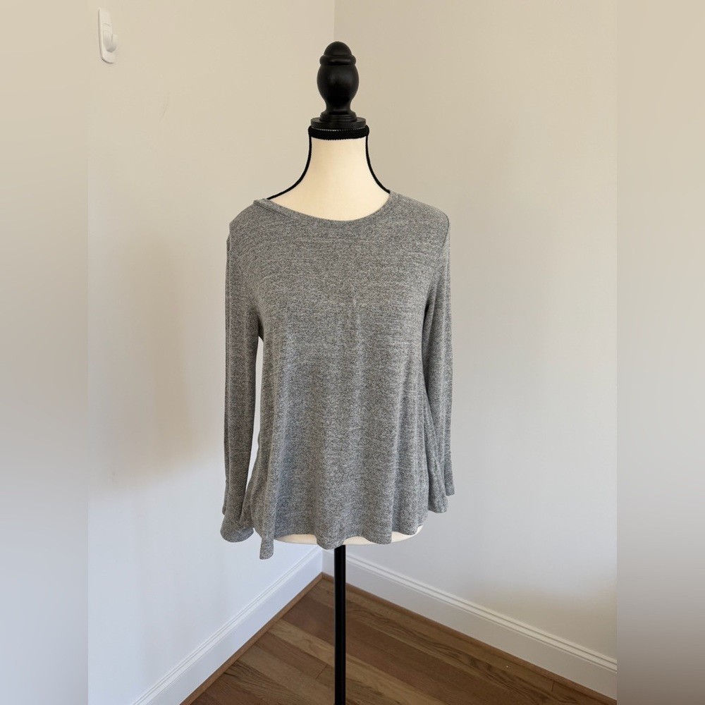 🤍 GAP Women’s Bell Sleeve Top – Size XS – Heather Gray Long Sleeve 🤍
