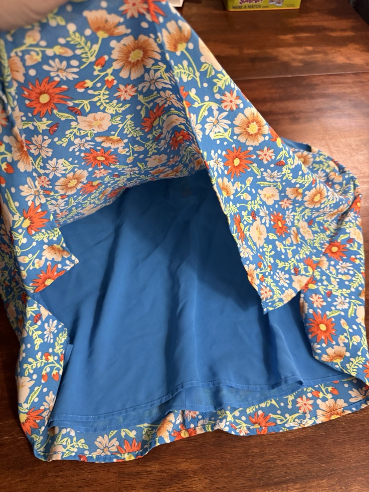 LOFT Blue Floral Spaghetti Strap Blouse Tank Top Gold Button Detail Large