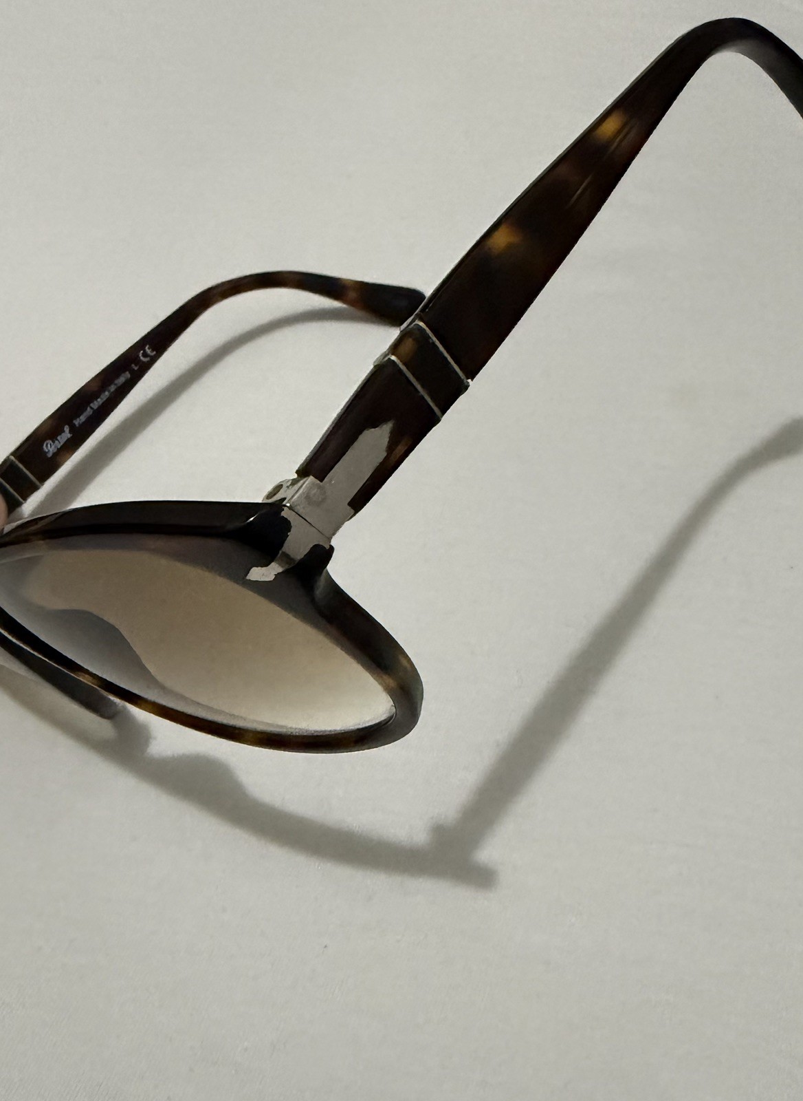 Persol 649 Round Tortoise Shell Brown Frame Gradient Brown Lens 140mm
