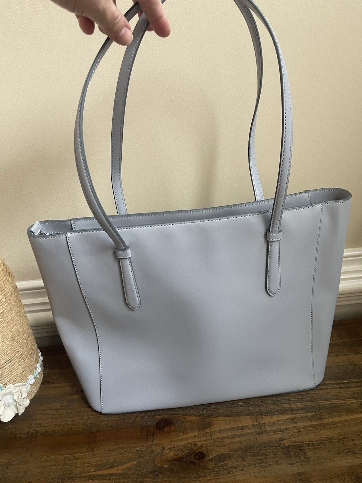 Kate Spade Gray Tote Shoulder Bag w/ Inner Pockets Lined. New. Never Used.