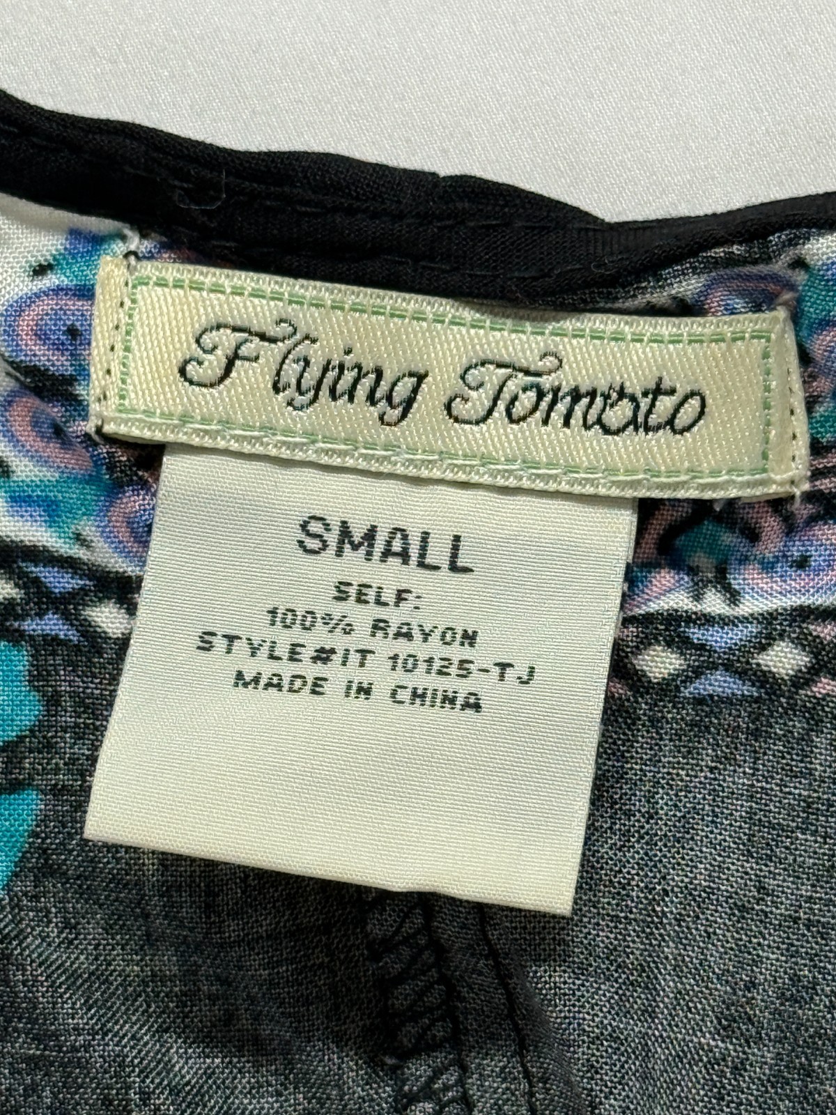 Flying Tomato Cropped Blouse Top Womens Small Black Multi Floral Print Rayon