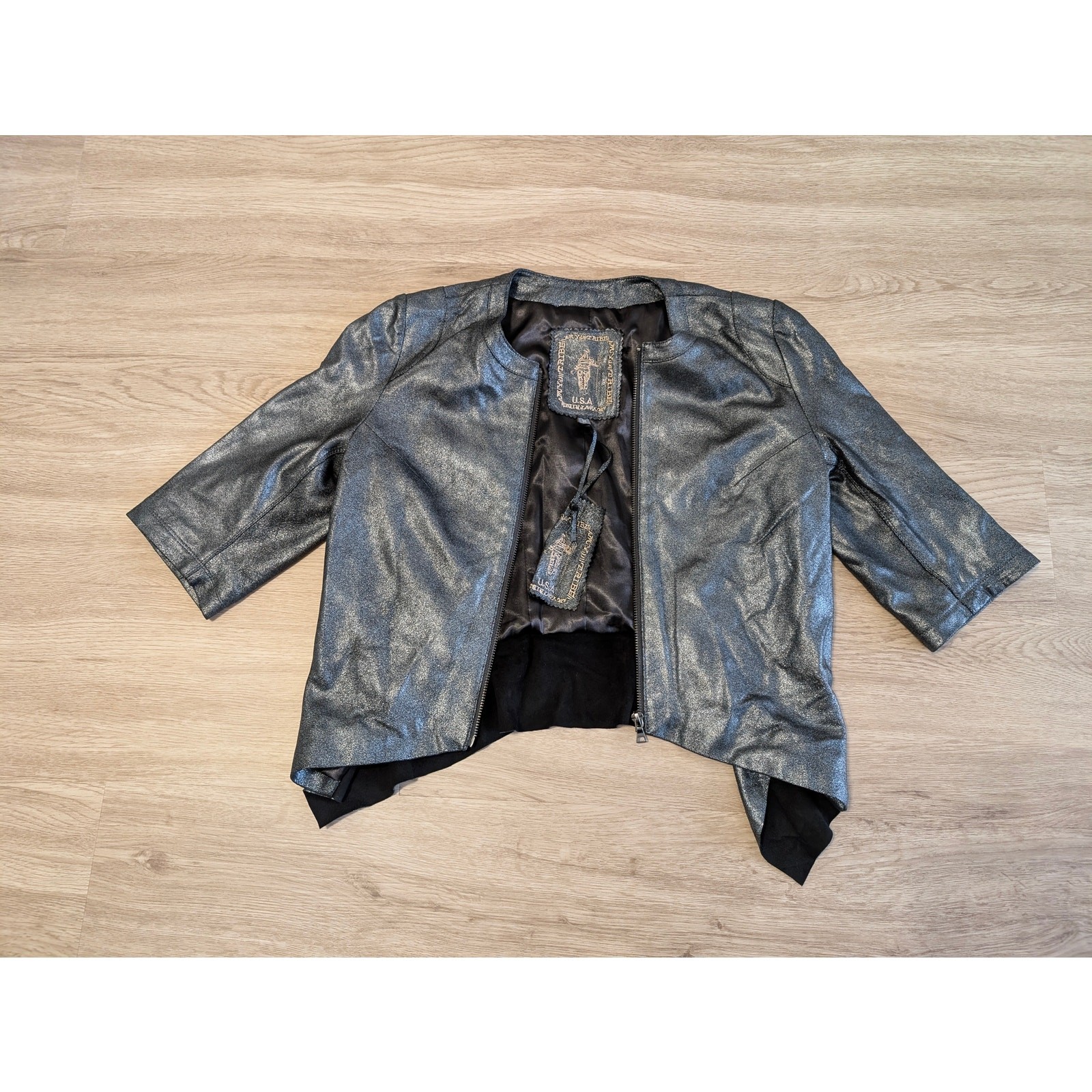 My Tribe Genuine Leather Jacket Womens Medium M Metallic Silver Crop Shrug Coat