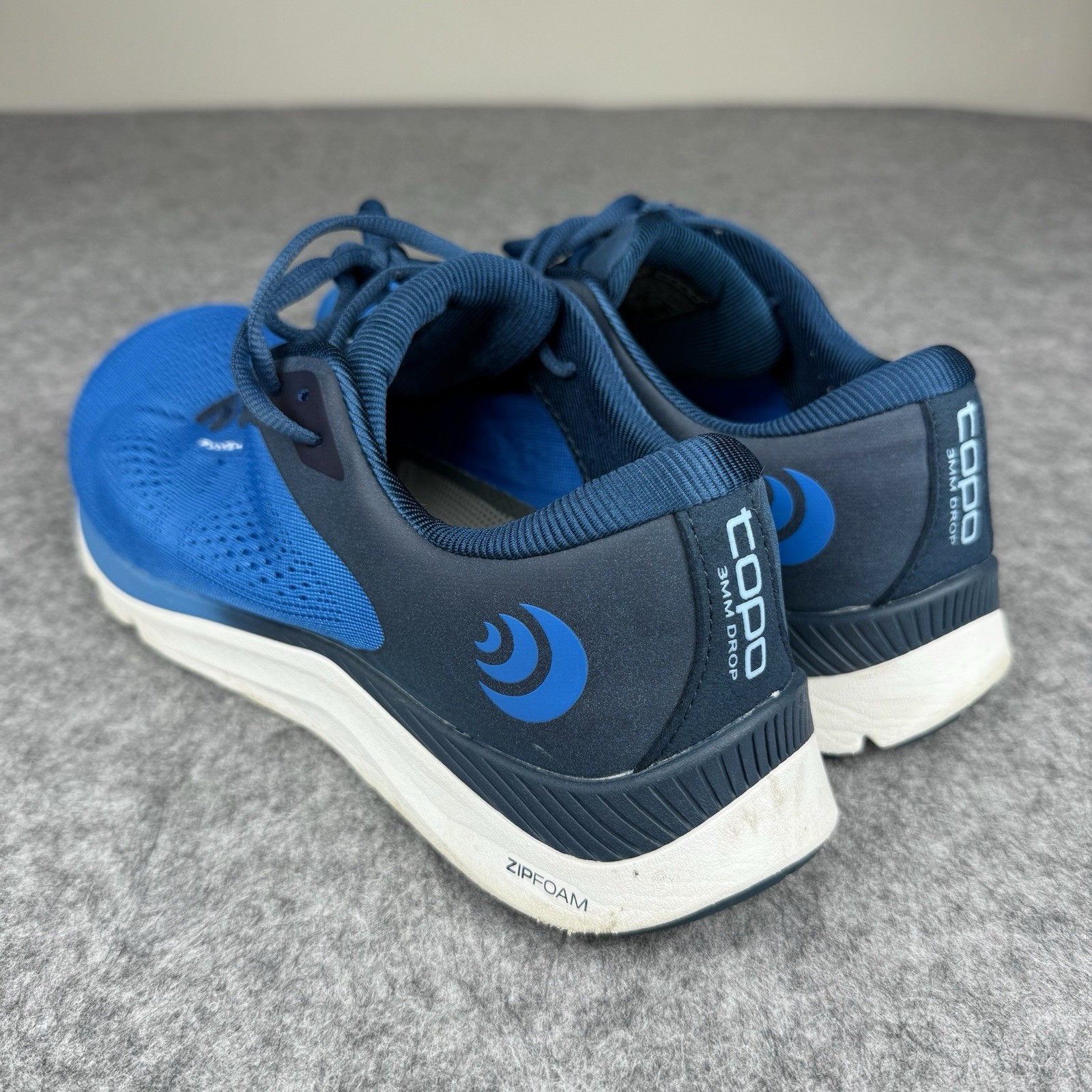 Topo Fli-Lyte 4 Blue & White Running Shoe Mens Size 11 Sneaker