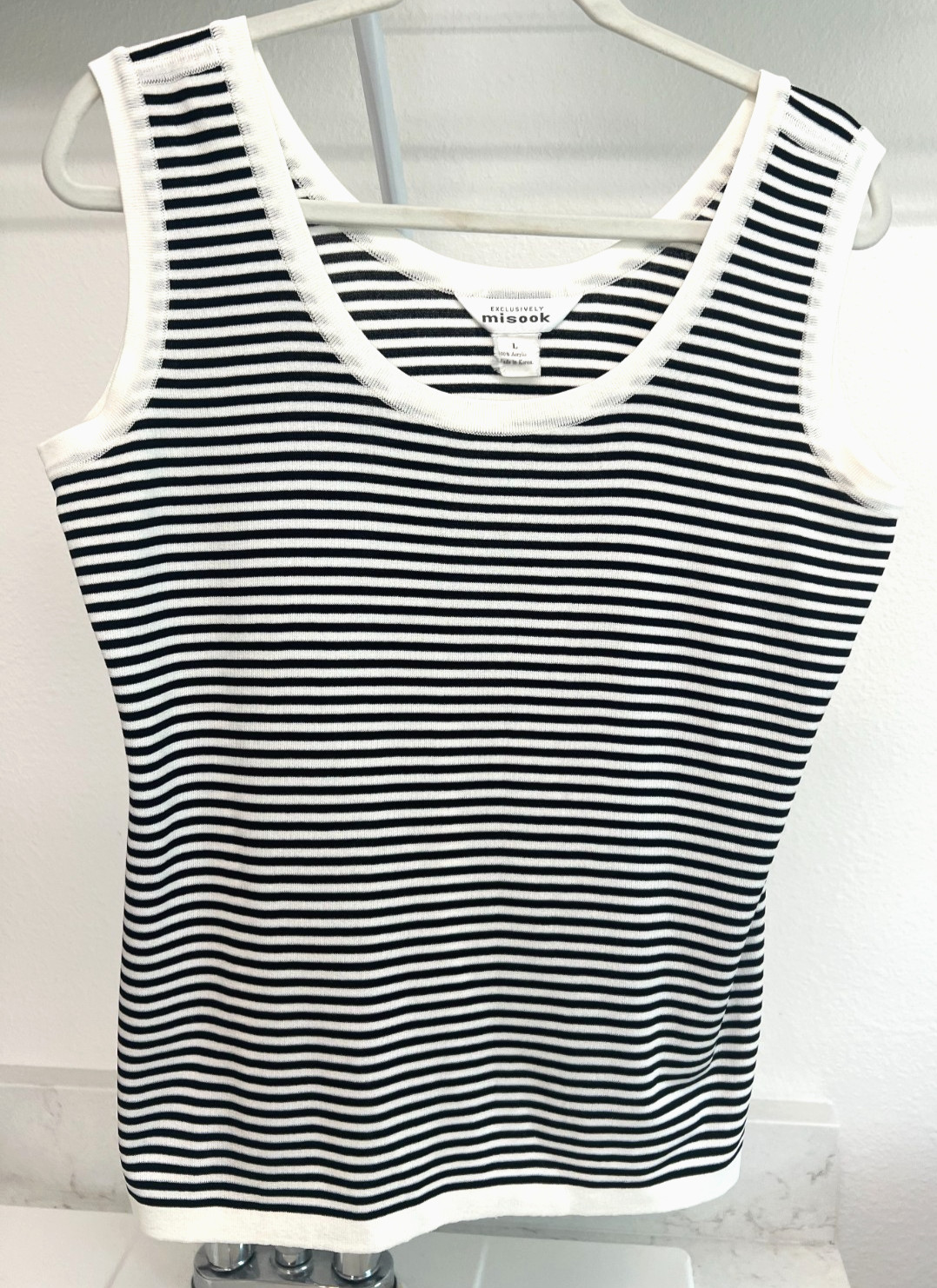 Misook Collection Size Large Black White Stripe Tank Top