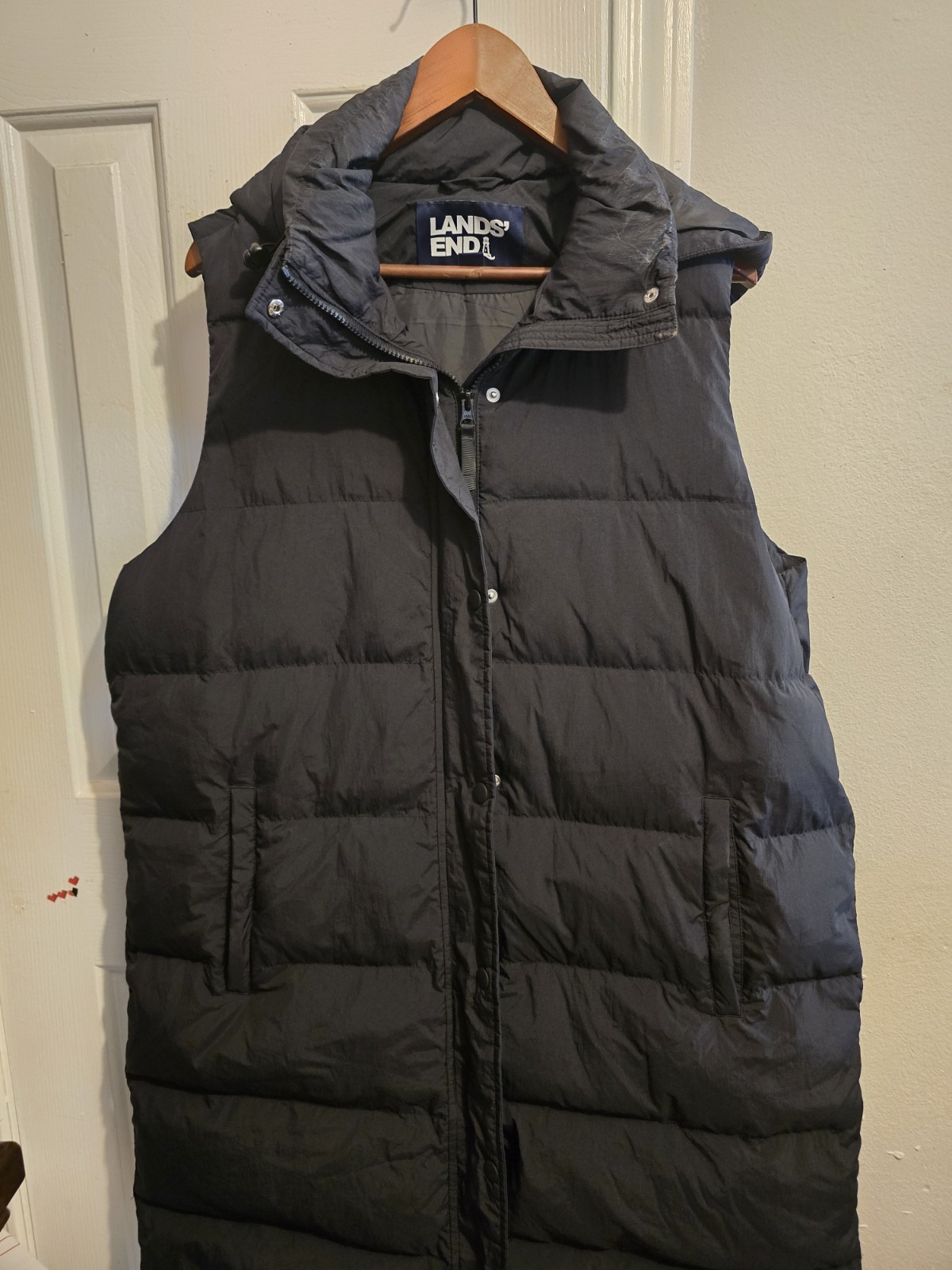 Lands’ End Men’s Black Hooded Full Zip Down Puffer Vest Pockets XL