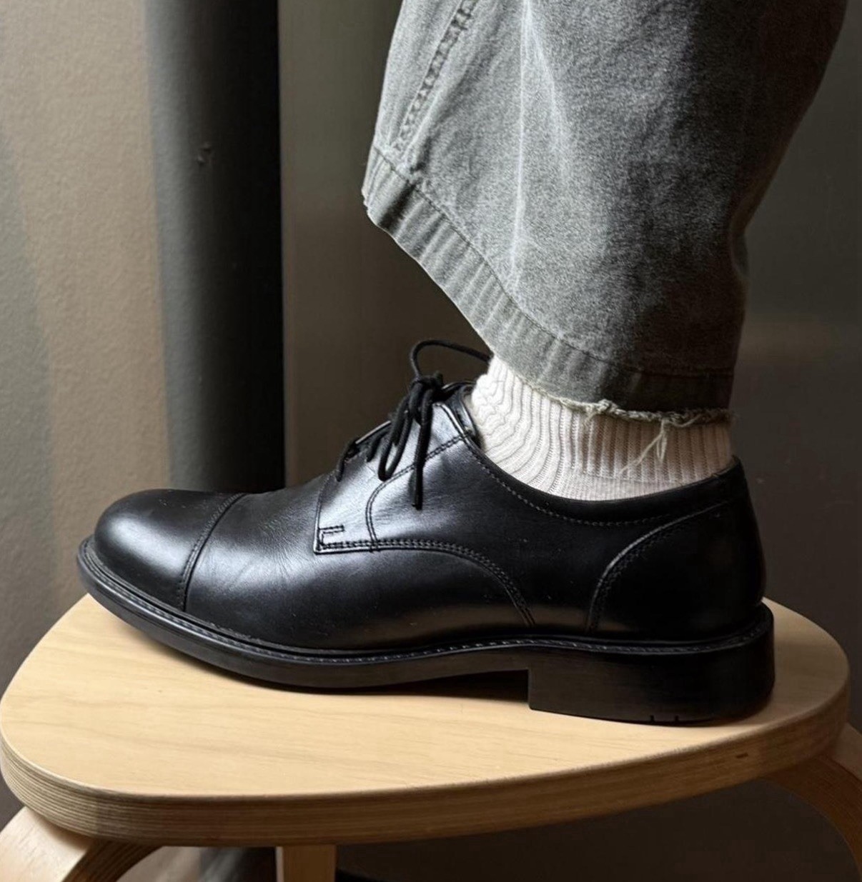 Johnston & Murphy Men’s Black Leather Cap Toe Oxford Lace-Up 9.5M 20-1861