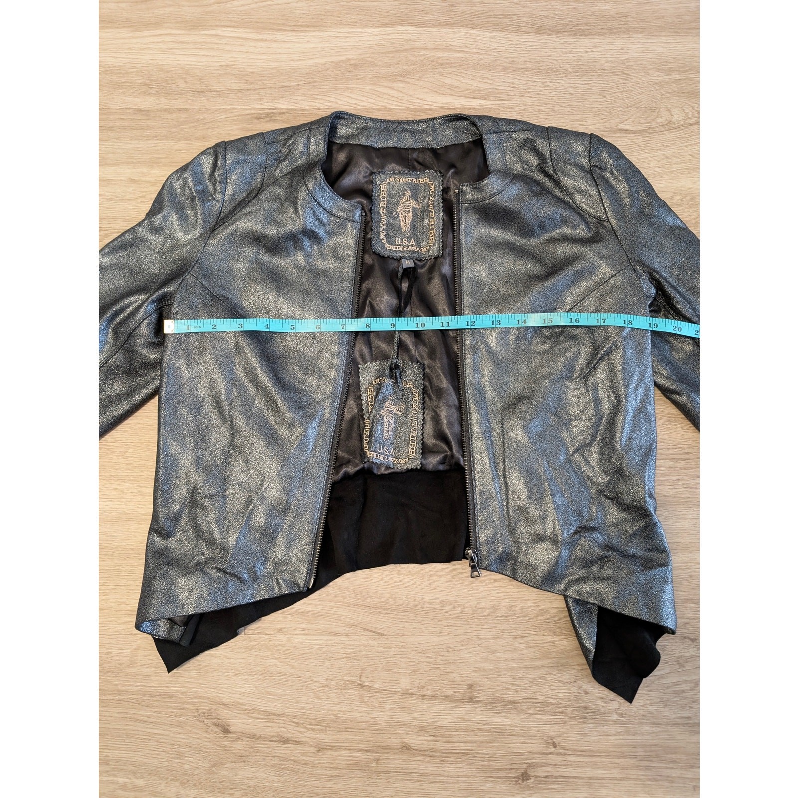 My Tribe Genuine Leather Jacket Womens Medium M Metallic Silver Crop Shrug Coat