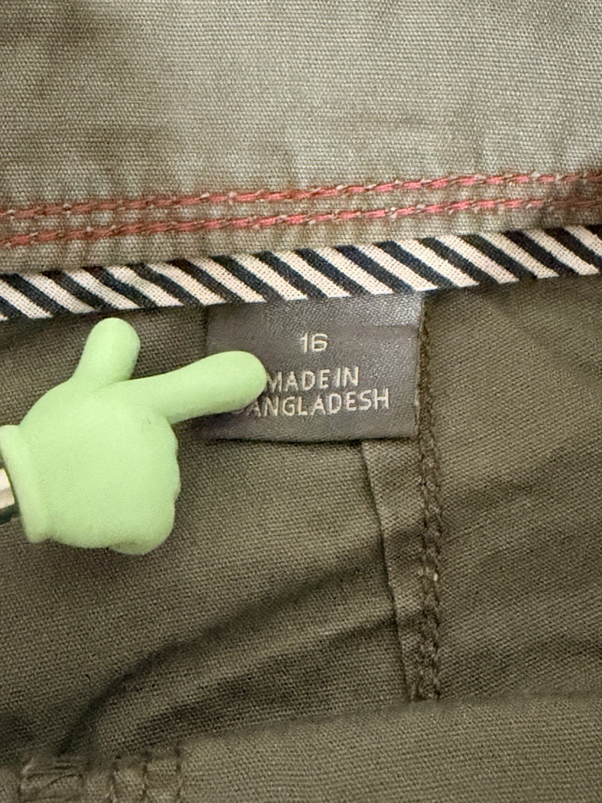 Natural Reflections Shorts Womens 16 Green Cargo Twill Outdoor Hiking Casual