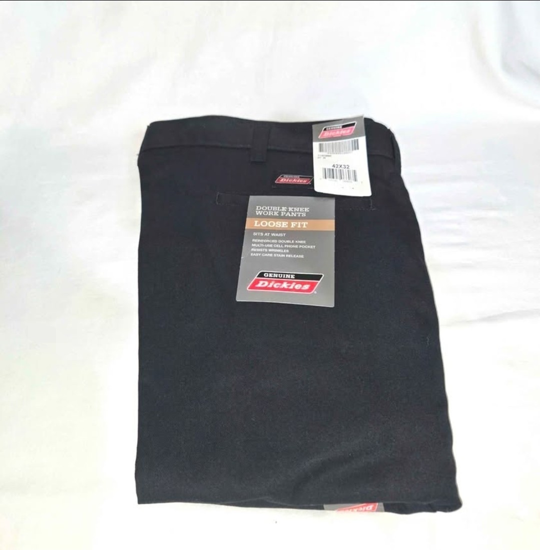 New Genuine Dickeys Men’s Loose Fit Double Knee Black 43″x42″ New With Tags