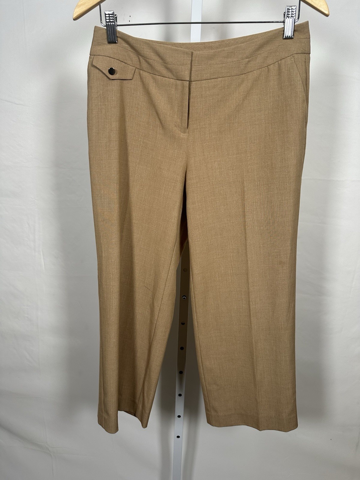 Worthington Women’s Tan Twill Capri Pants Slim Straight Leg Stretch Mid Rise