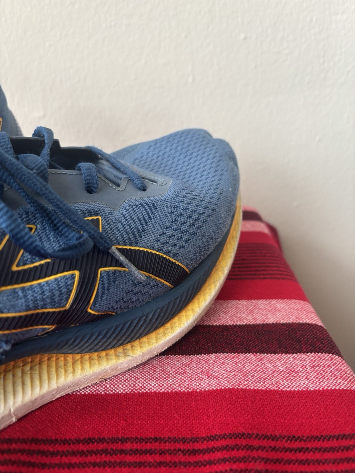 Size 13 – Asics GlideRide Mako Blue Men Pre-Owned 1011A817 Synthetic Fiber Upper