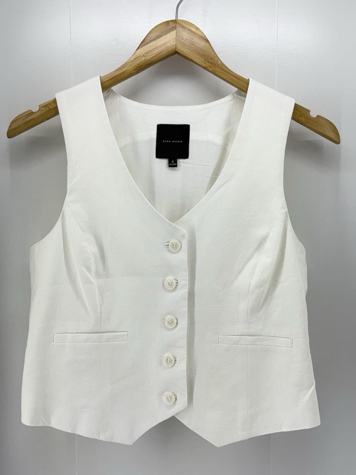 ⭐Alex Marie- Women’s SMALL Sleeveless White Linen Blend Button Vest