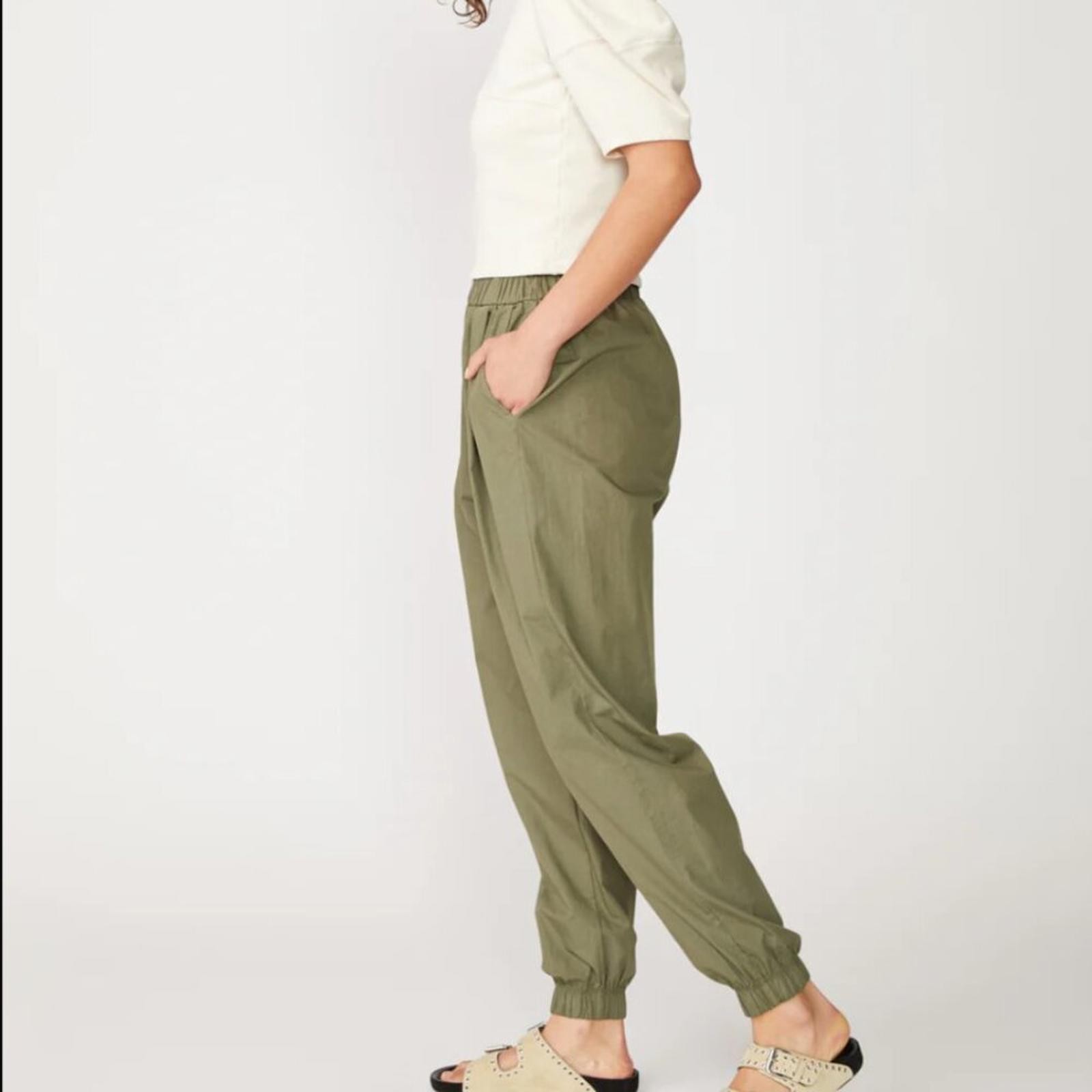 STATESIDE Structured Poplin Pleated Jogger Pant Artichoke Green Women’s M $186