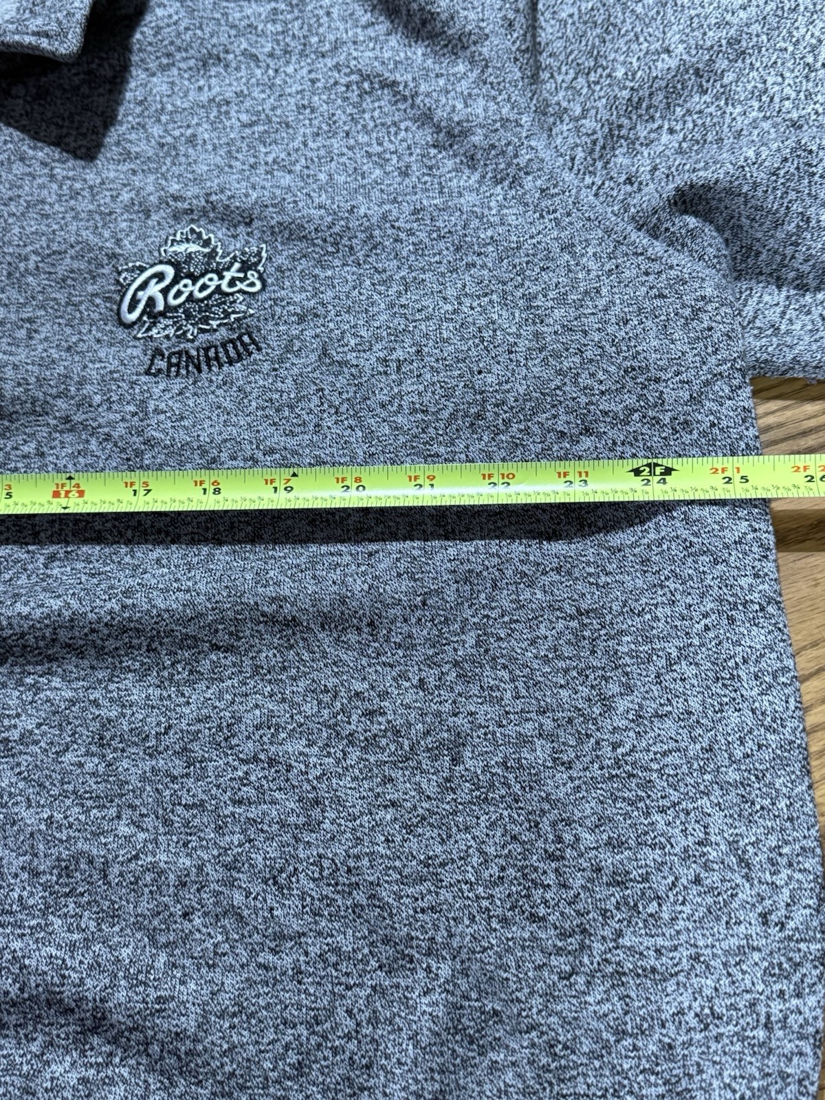 ROOTS / CANADA – Fuzzy Beaver Logo XLg. Pullover Sweater Jacket – EXCELLENT