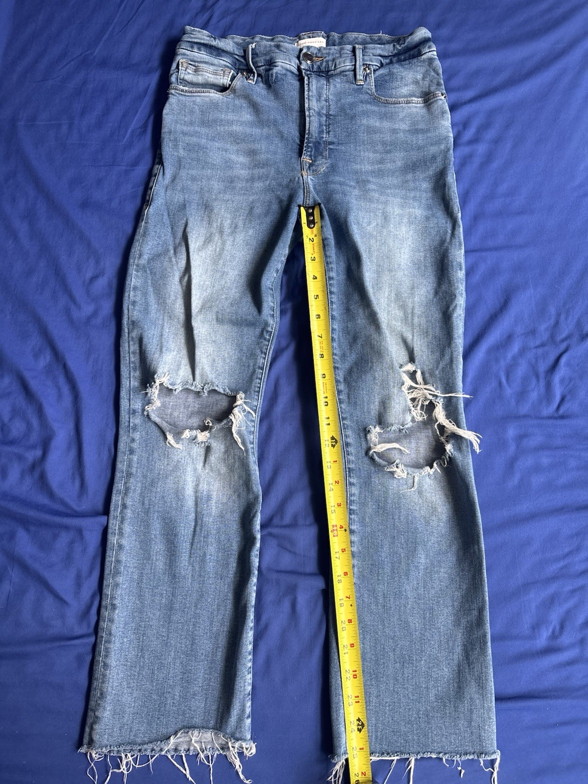 Good American Boot Jean In Indigo Women’s Size 8/29 Distressed Indigo 033