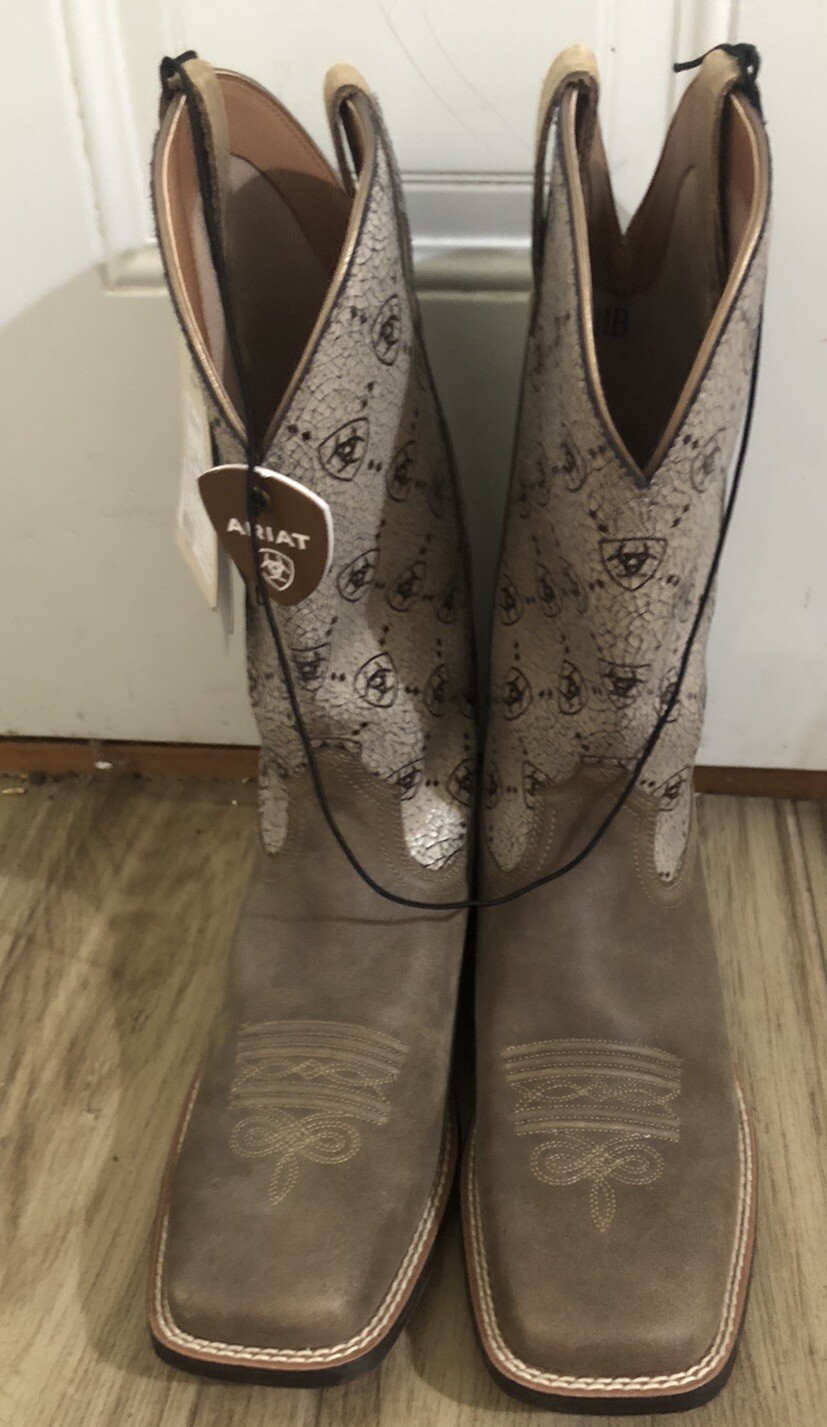 New! Ariat Round Up Wide Square Toe Boots 10040362