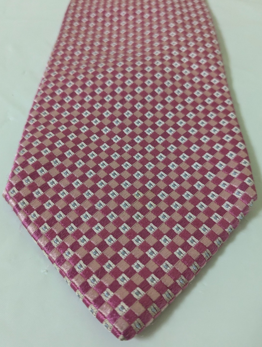 Faconnable Pink/Red Checkered Geometric Jacquard Silk Tie Handmade Italy 59×5.3