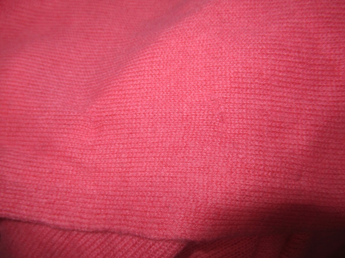 Cullen 100% Cashmere Pink Knit Infinity Scarf Wrap 27.5 x 27.5 in