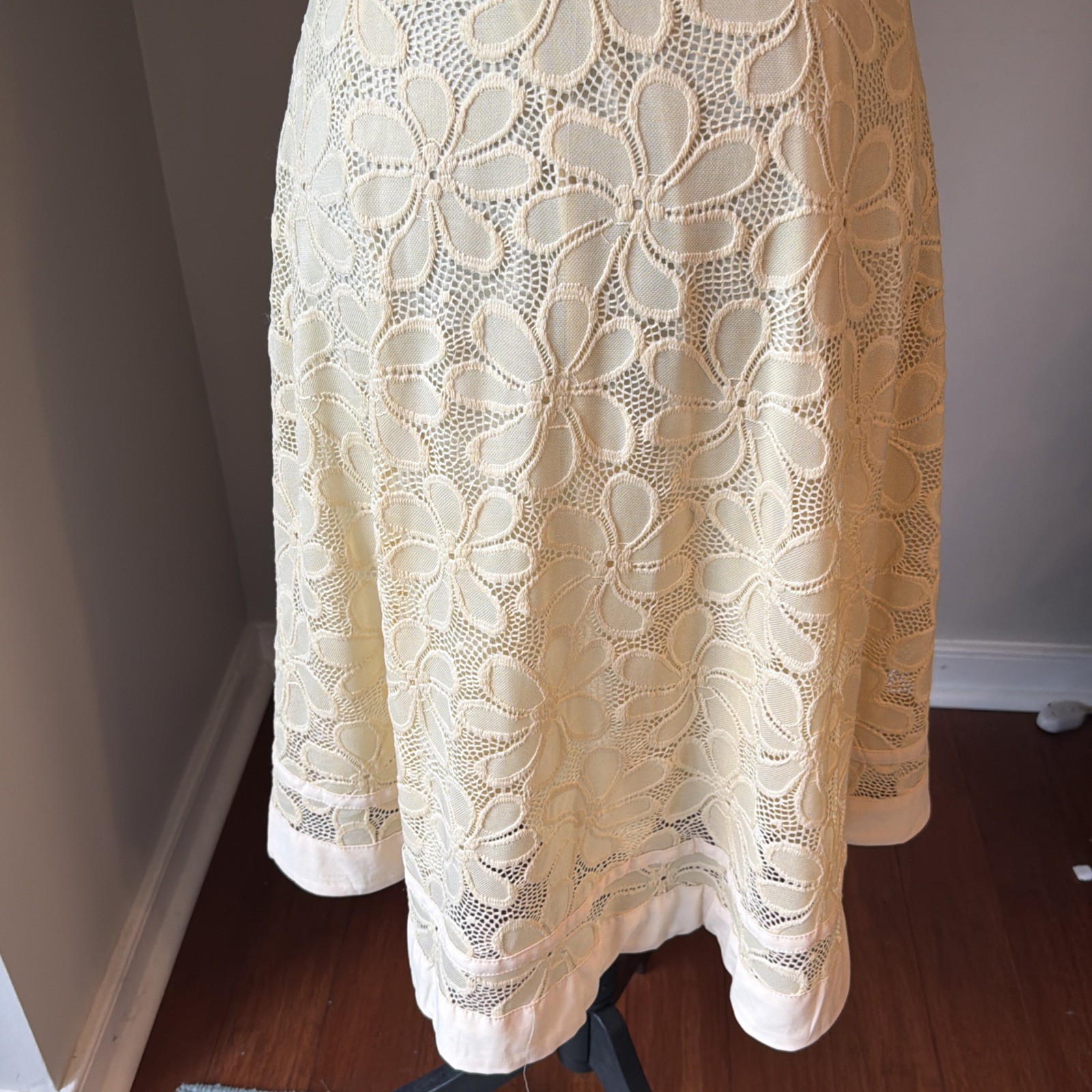 Butter Yellow Crochet Lace Dress Womens M Fit & Flare Vintage Cottagecore