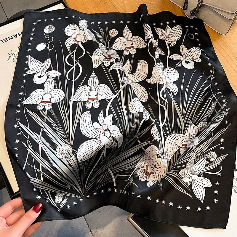 100% Silk 21″ Square Scarf Women Neckerchief Wrap Kerchief Bandana Black Flowers
