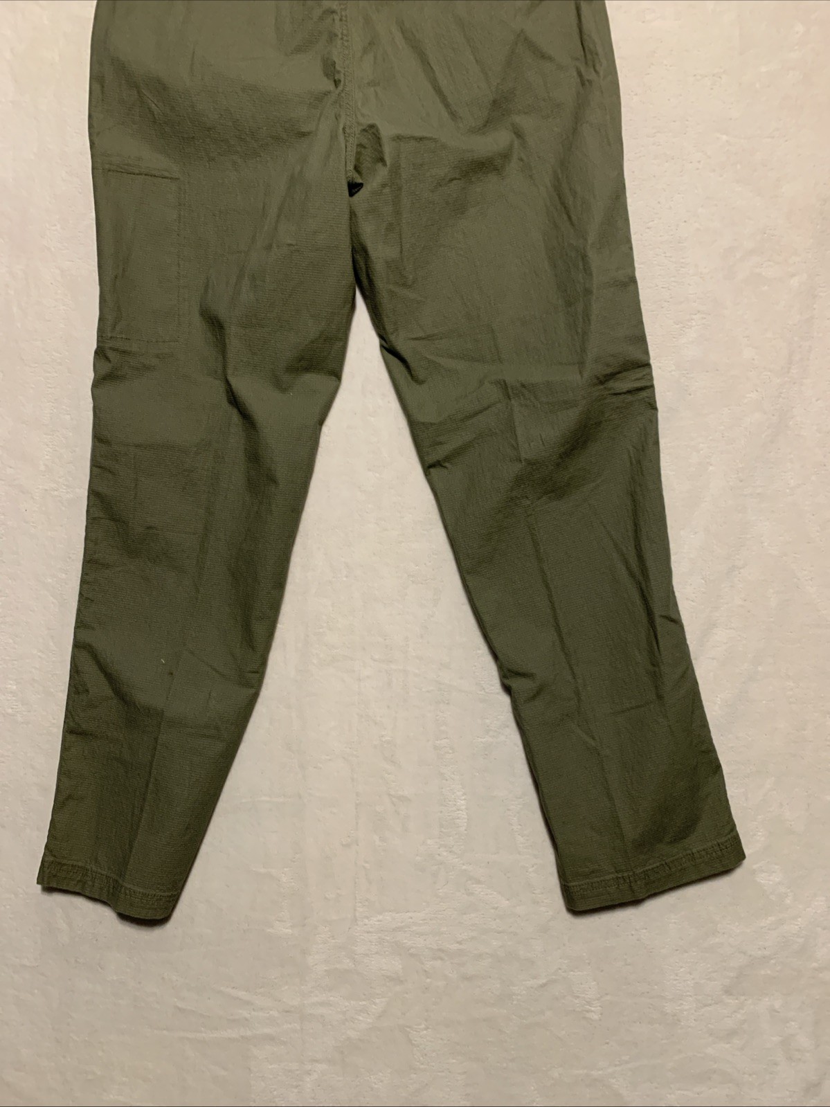 Sonoma Everyday Tech Pants Mens Medium Olive Green Straight Leg NEW