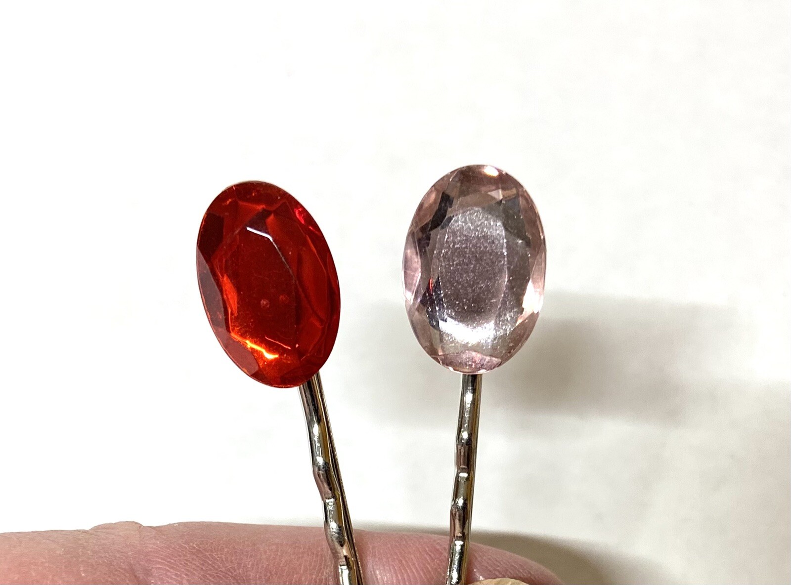 2x Bobby Pin sets- GLASS STONE ACCENT- OVAL RED and LAVENDER FACETED STONES