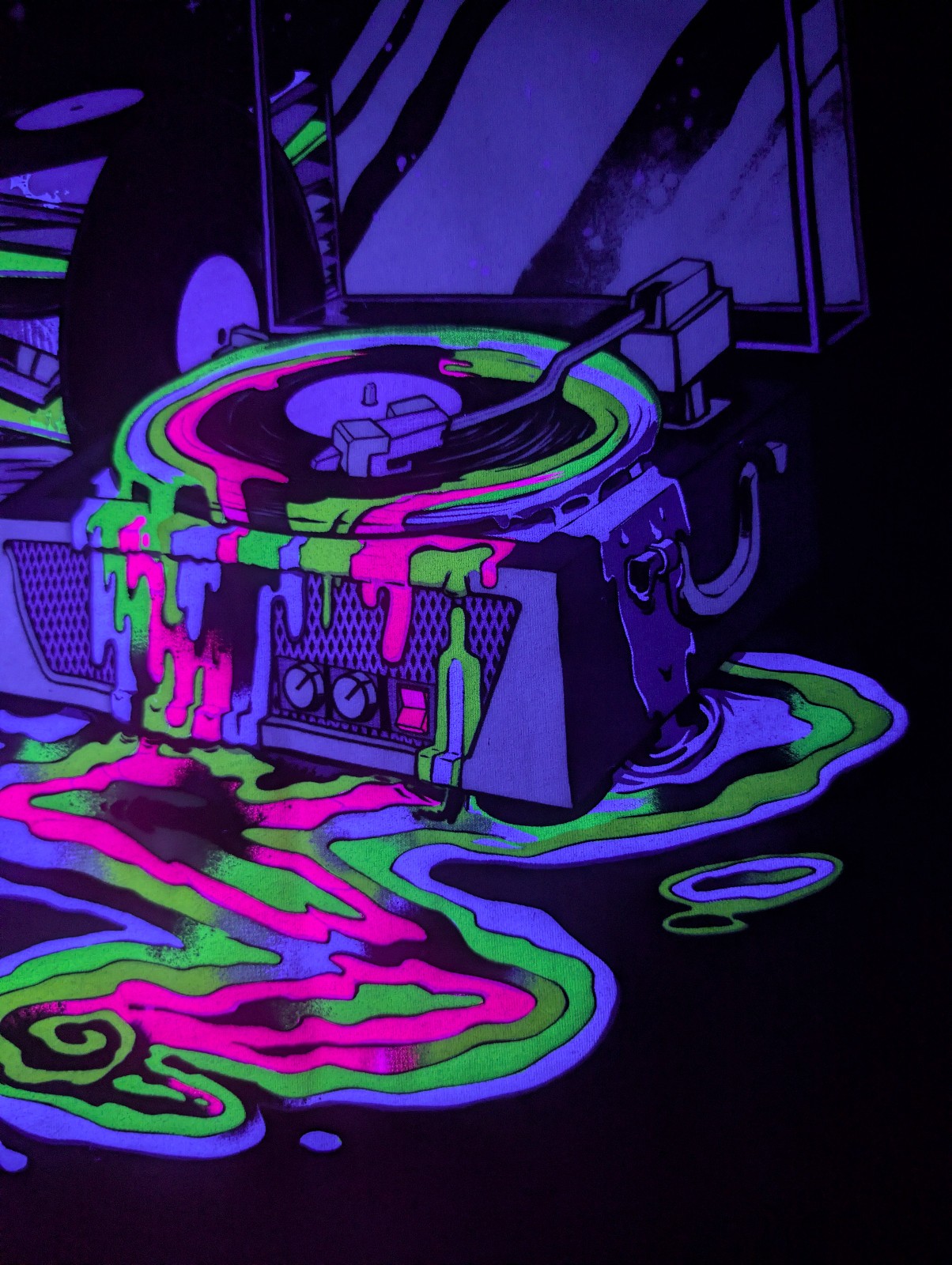 Into The AM Galactic Grooves II 2XL Black UV Reactive Shirt 24.5″ W X 31.5″ L