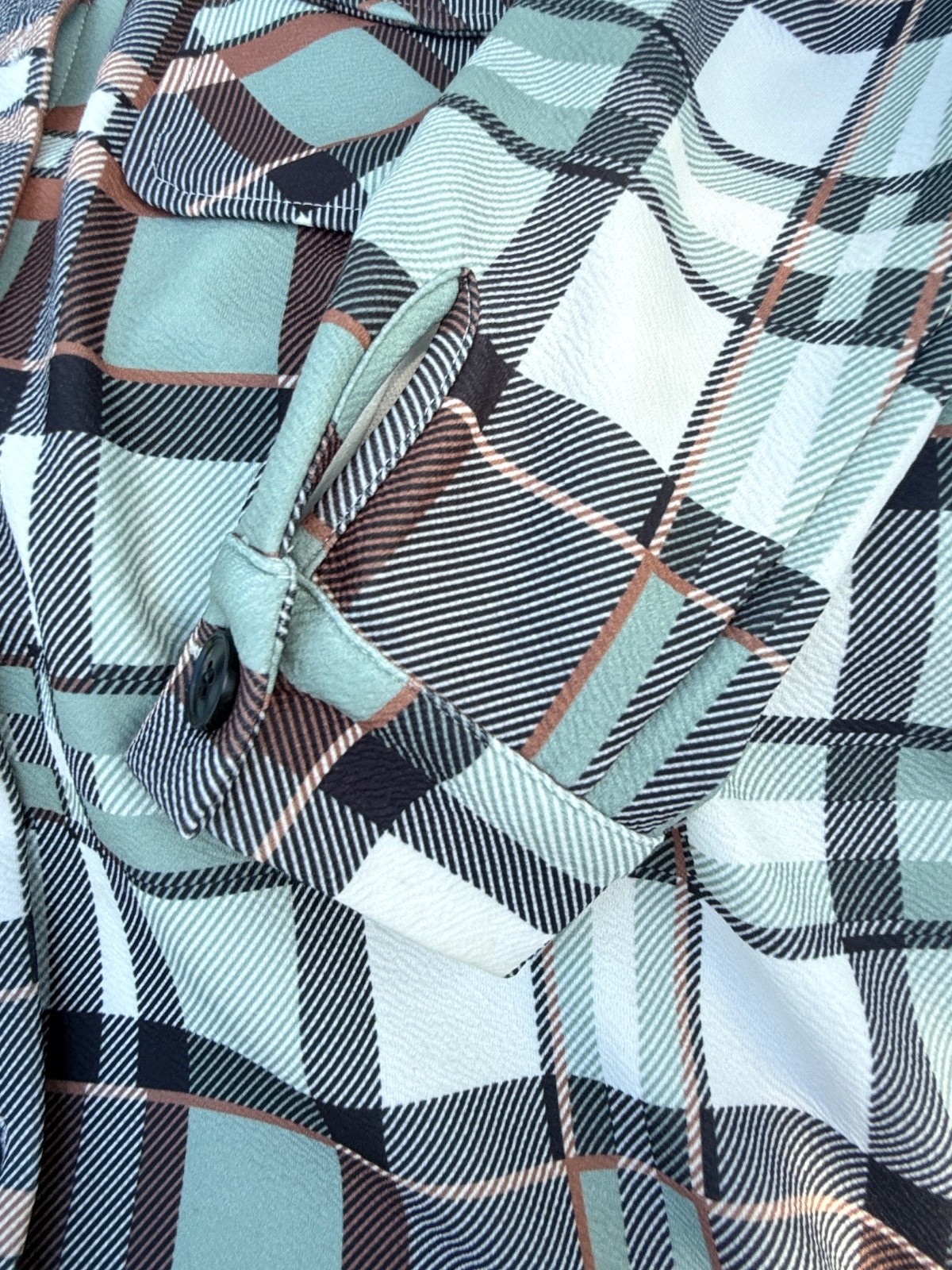 4 Piece Lot Women’s Casual Shirts— Multicolor Plaids