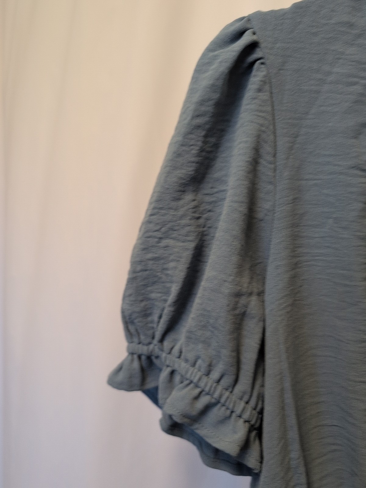 melrose and market top Nwt Xs 3 Button Blue Top open front boho flowy