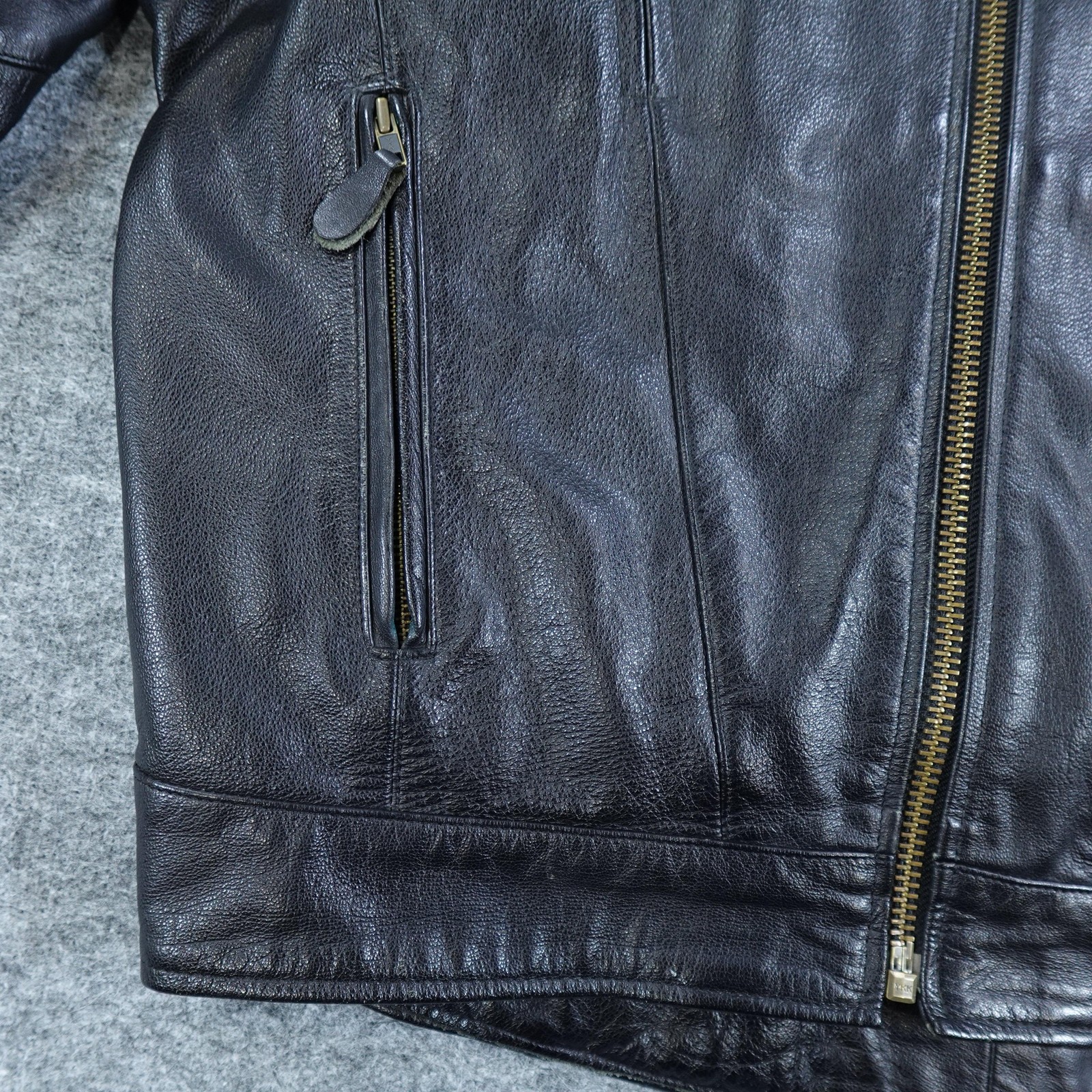MOB Leather Motorcycle Jacket Men 42 Black Biker Moto Riding Heavy Lined Genuine