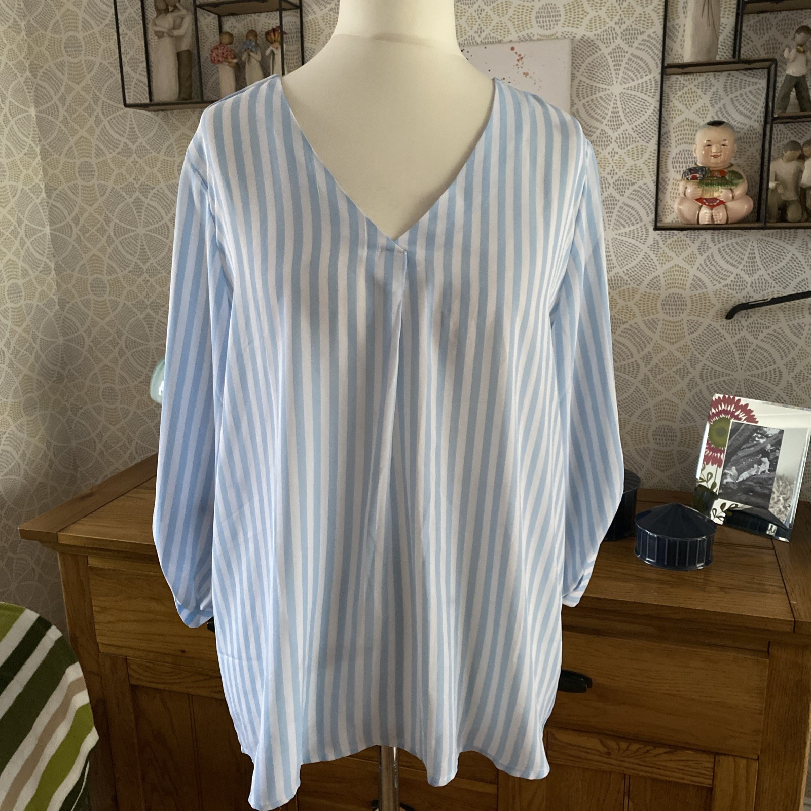 Studio Sky Blue White Stripe V Neck Top Size 18 Roll Tab Sleeve Summer Holiday