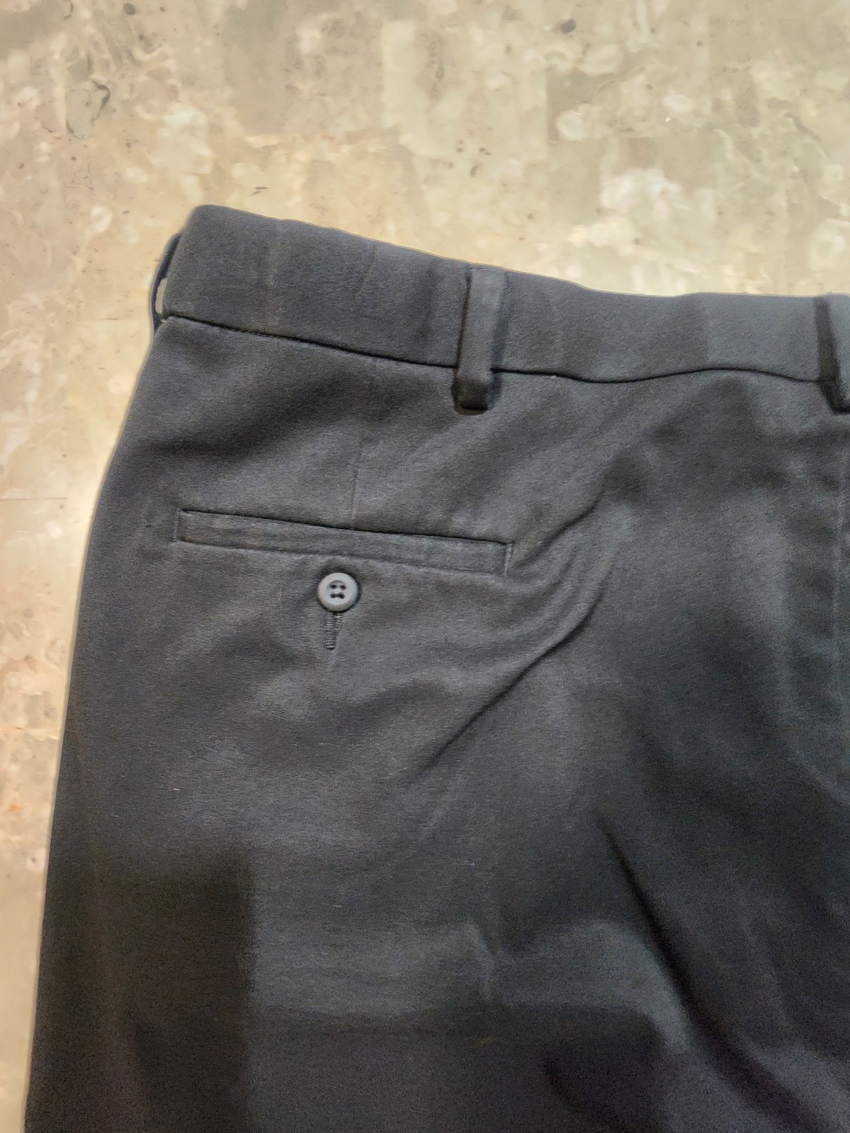 Haggar Men’s Classic Fit Black Flat Front Straight Leg Dress Pants Big & Tall 44