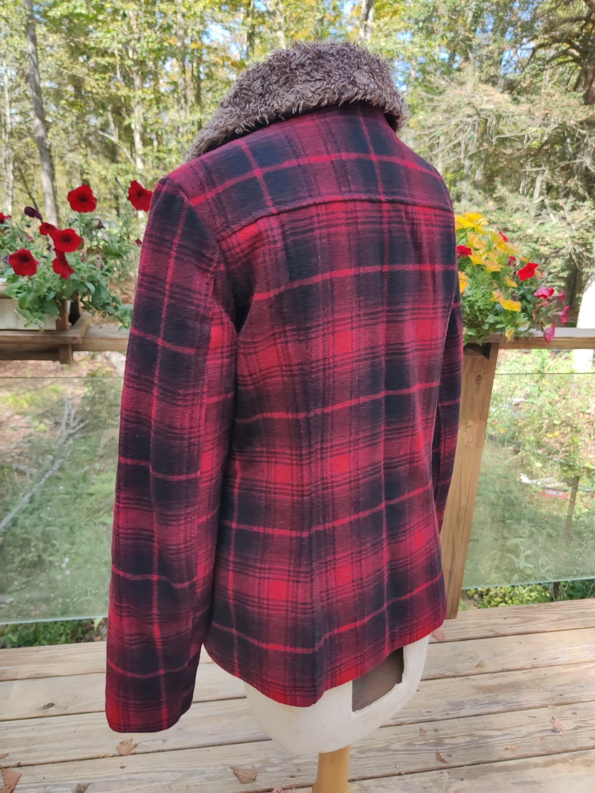 H&M LOGG Plaid Wool Blend Jacket Womens 10 Pockets Faux Fur Trim Full Zip Tartan