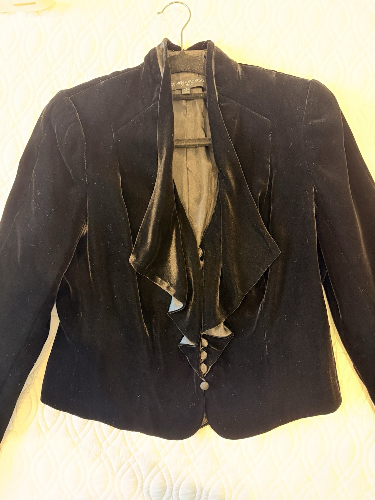 Carmen Marc Valvo Collection Jacket 8 Black Velvet Ruffle Tux Blazer Bell Sleeve