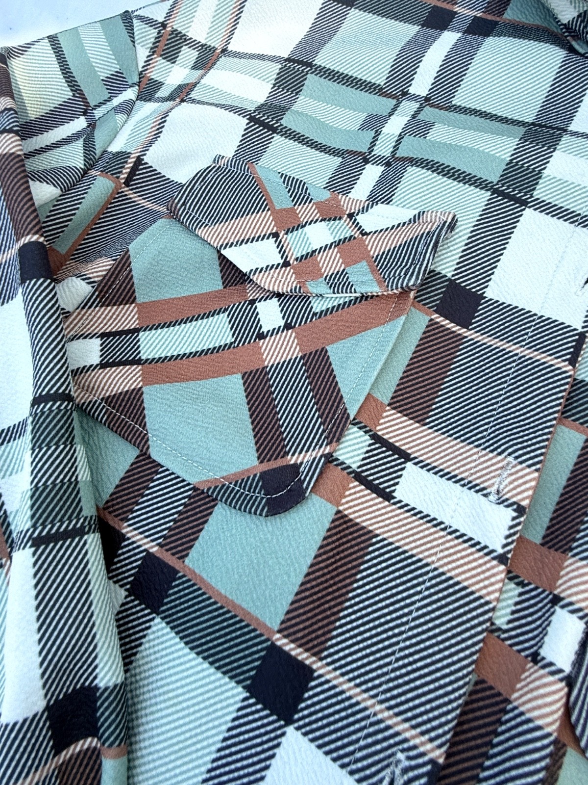 4 Piece Lot Women’s Casual Shirts— Multicolor Plaids