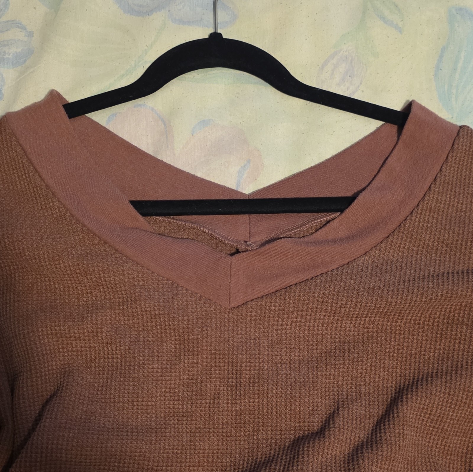 Unknown Factory Women’s Brown Waffle-Knit V-Neck Cotton Pullover Sweater M