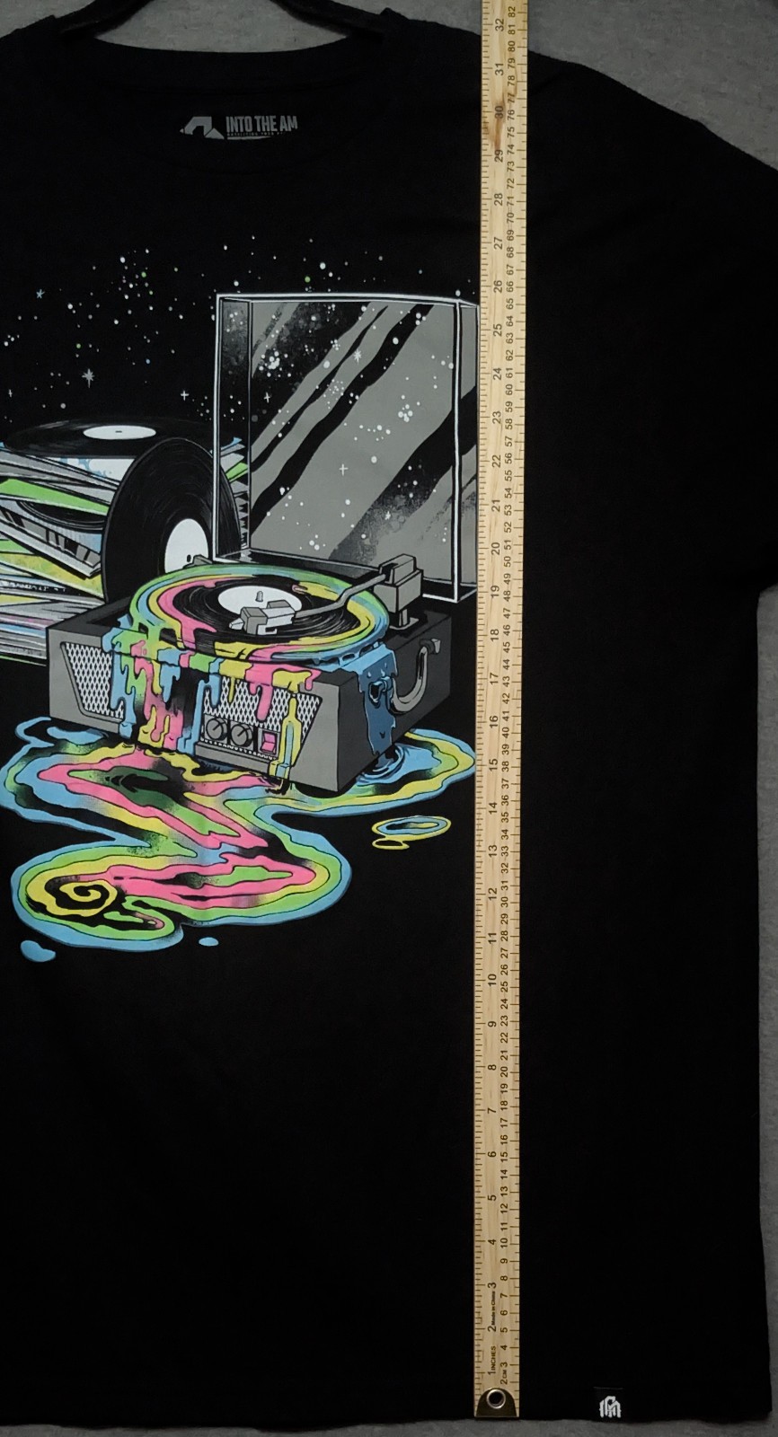 Into The AM Galactic Grooves II 2XL Black UV Reactive Shirt 24.5″ W X 31.5″ L
