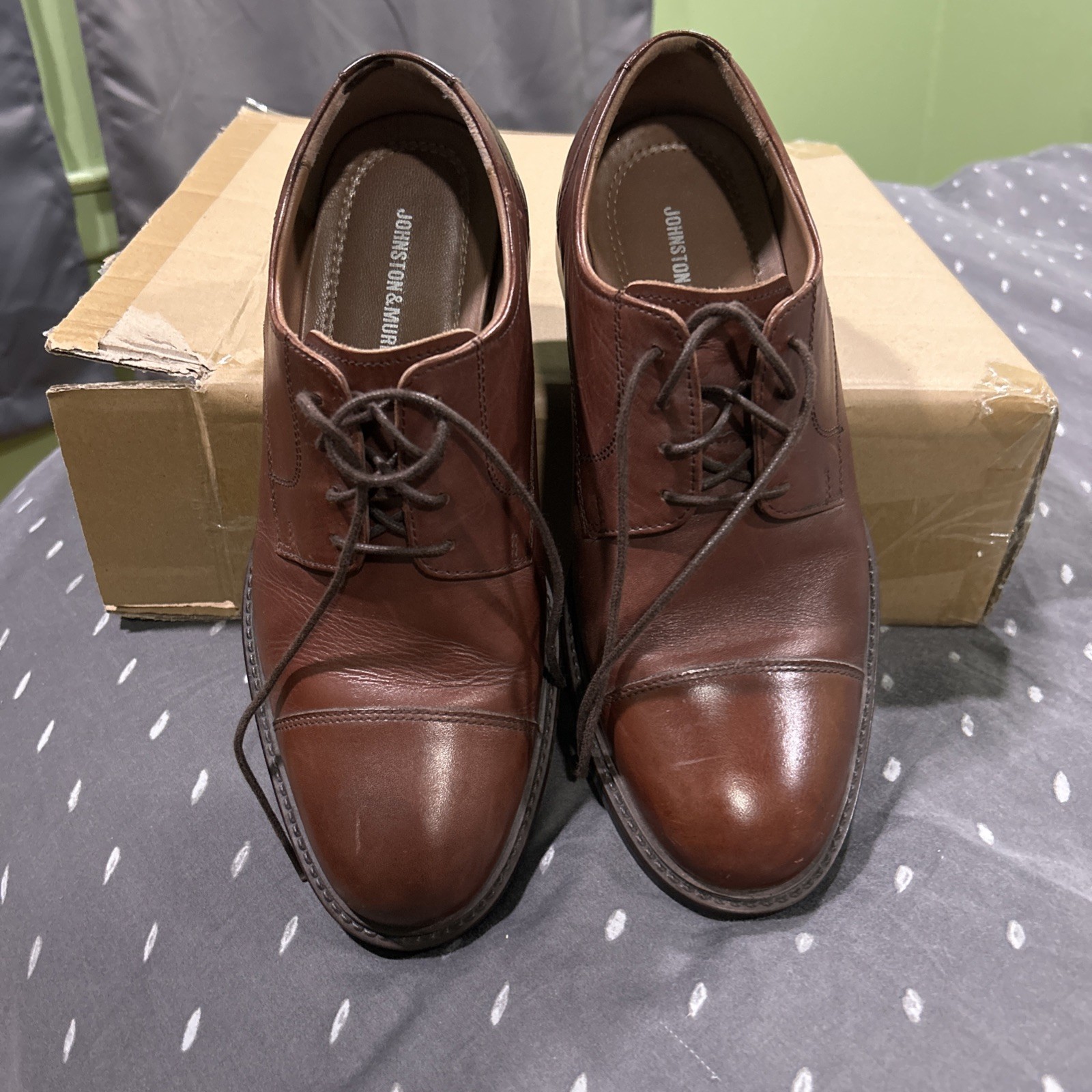 Johnston & Murphy shoes men 9.5 W Cap Toe Oxfords