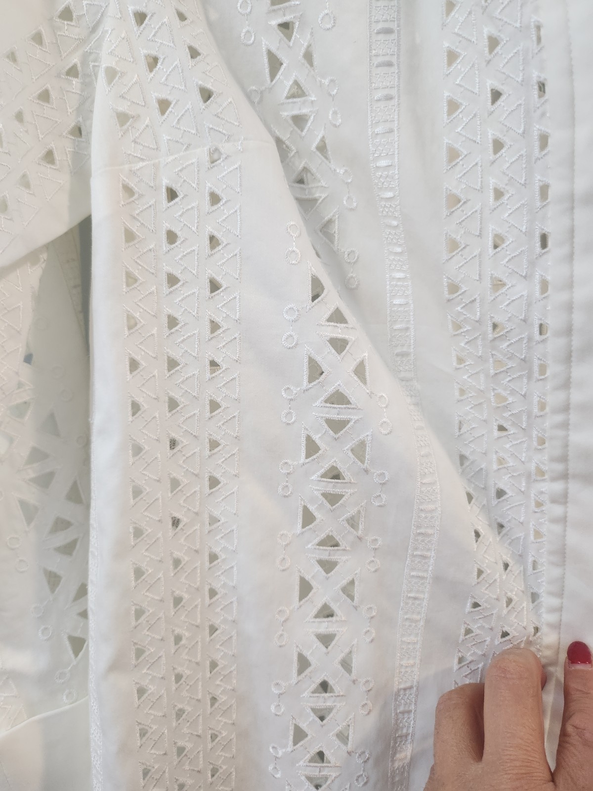 Anne Klein White Cotton Eyelet Collared 3/4 Sleeve Button-Down Blouse PS