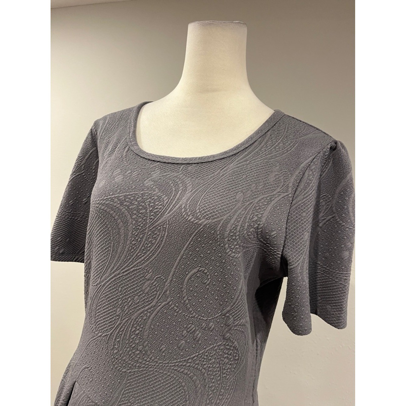 LuLaRoe Amelia Paisley print short sleeve Dress size 2XL