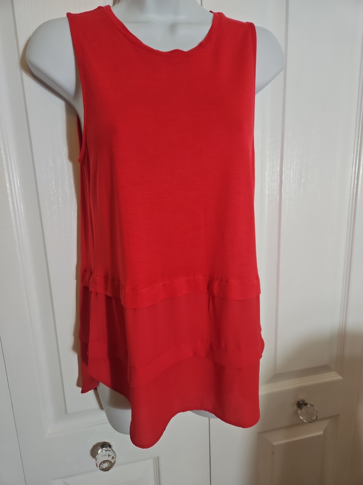 LOFT Tiered Coral Chiffon Sheer Bottom Sleeveless Top Womens Size Small