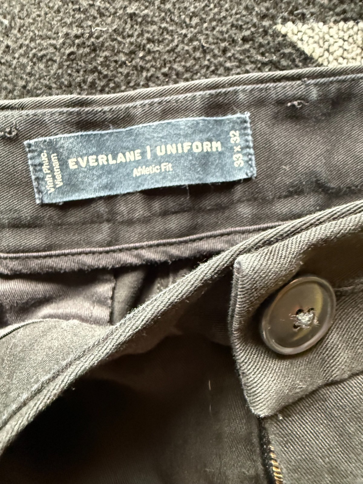 Everlane NEW Uniform Athletic Fit Performance Chino Pants Dark Gray Sz 33 x 32