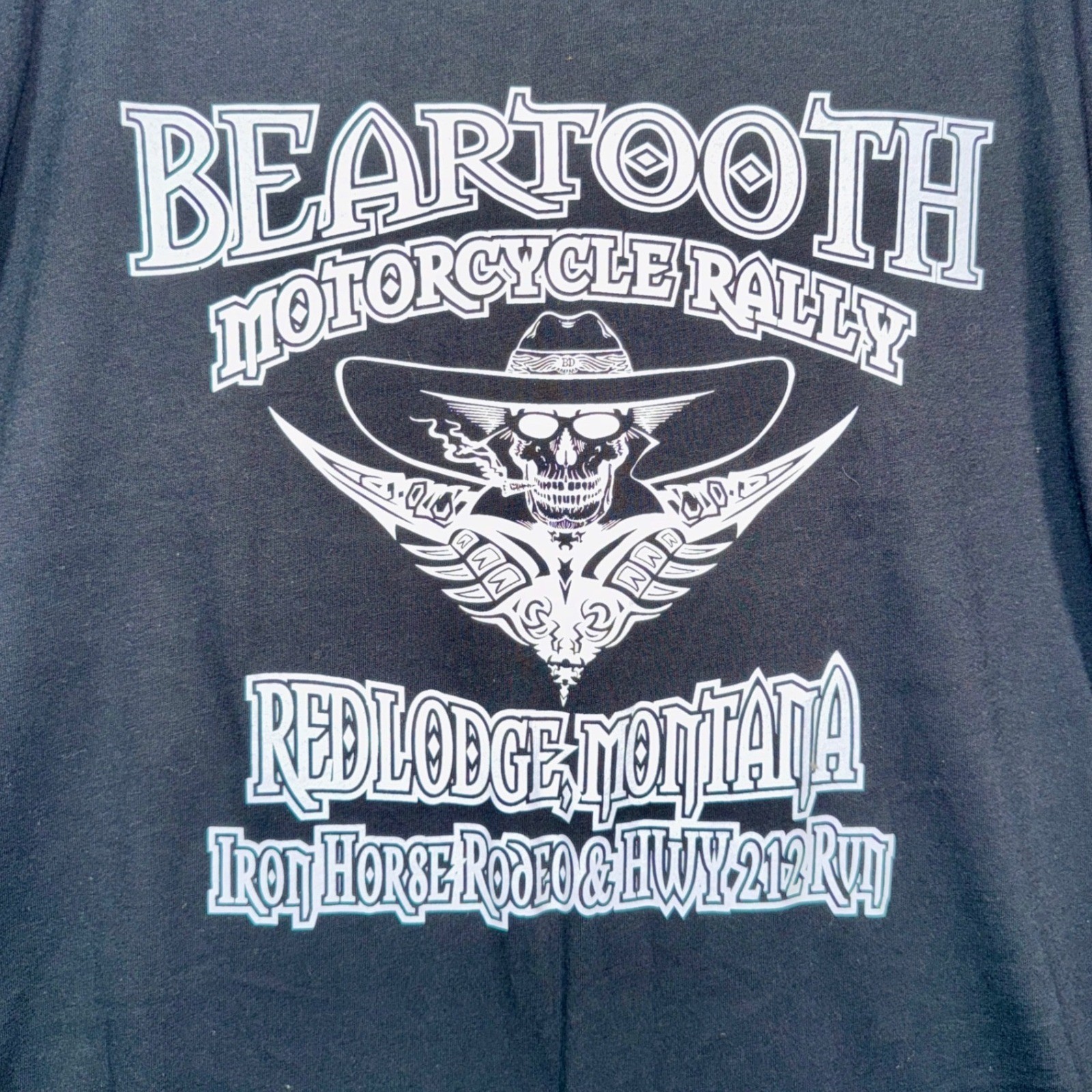 Beartooth Motorcycle Rally T Shirt XL Black Red Lodge Montana Skull Biker Tee
