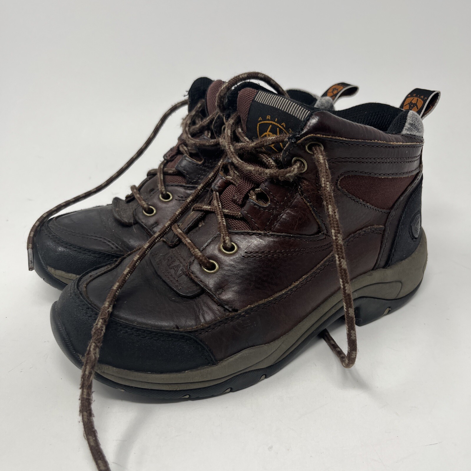 Ariat Women’s Terrain Boots ATS Size 7 B Cordovan 10004138